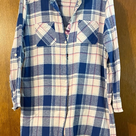 Pink K plaid flannel button up tunic M - Picture 1 of 6
